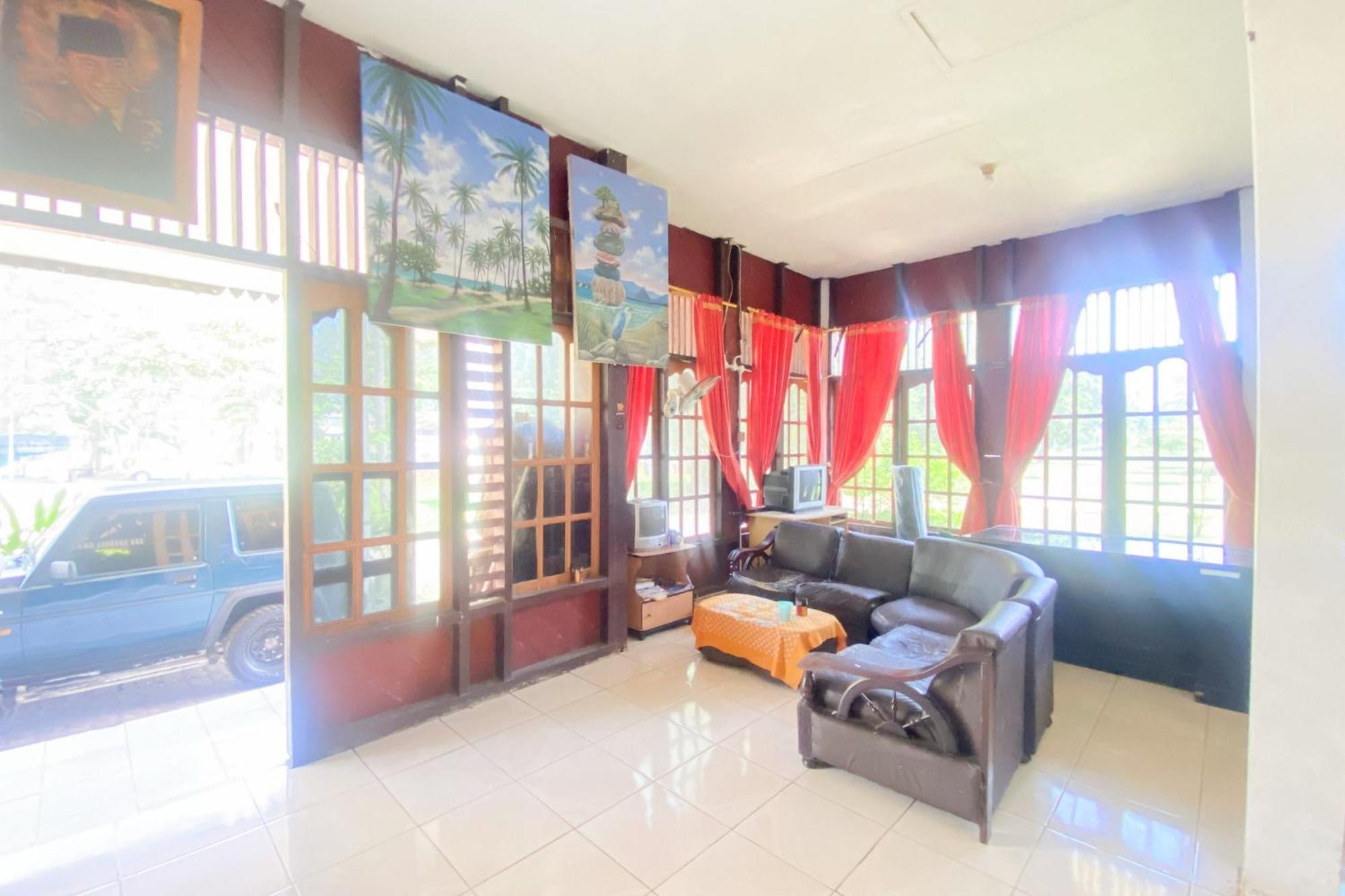 Hotel Pantai Panjang Bengkulu Redpartner Екстер'єр фото