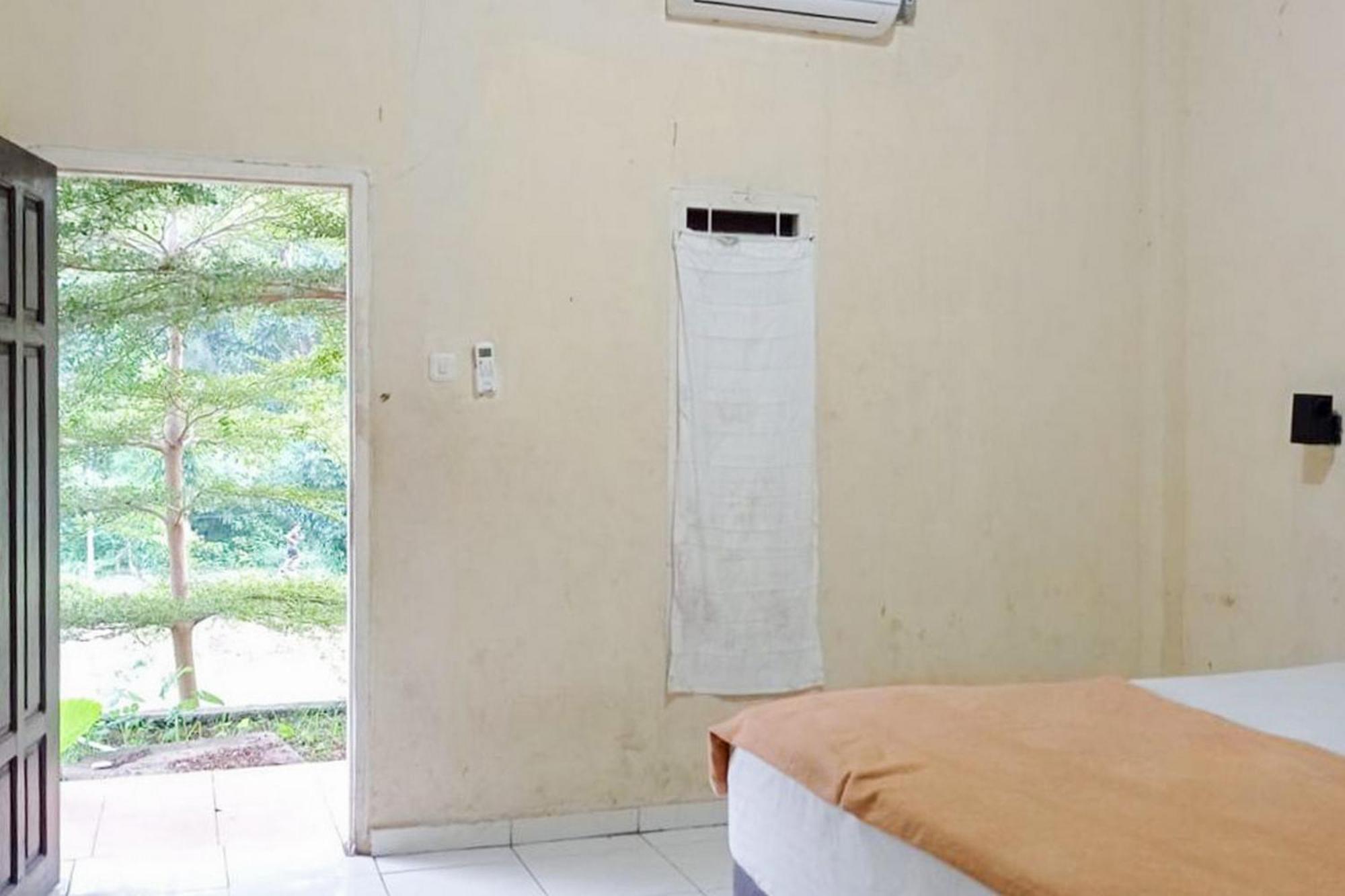 Hotel Pantai Panjang Bengkulu Redpartner Екстер'єр фото