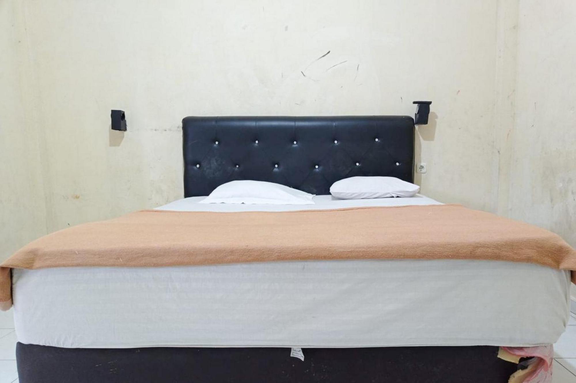 Hotel Pantai Panjang Bengkulu Redpartner Екстер'єр фото